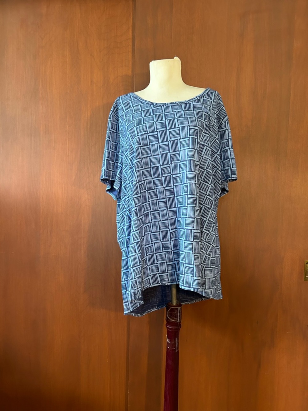fresh produce Navy and Light Blue Patterned Top